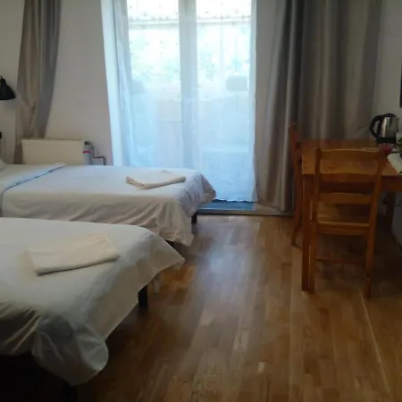 Bed & Breakfast Goscinne Pocztacaffe Gdynia