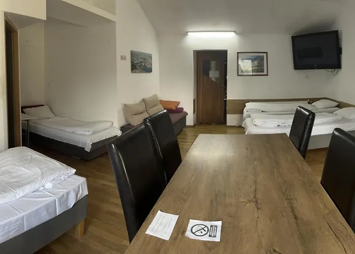 Goscinne Pocztacaffe 住宿加早餐酒店